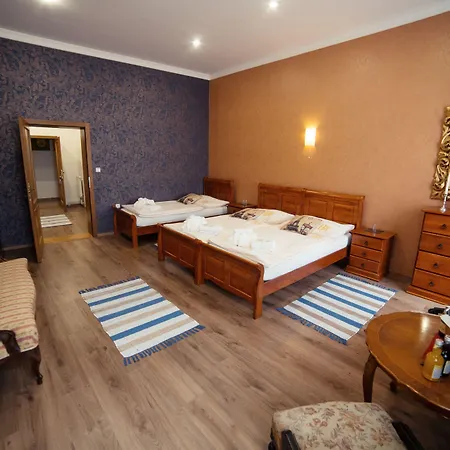 Hotell Bristol - Historic Elegance