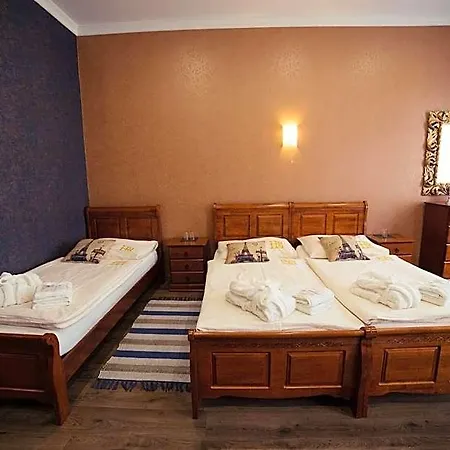 Hotel Bristol - Historic Elegance 3*