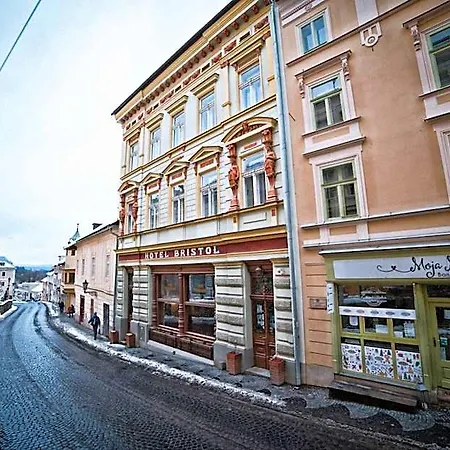 Hotel Bristol - Historic Elegance 3*