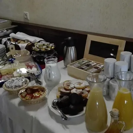 Bristol Hotel 3*